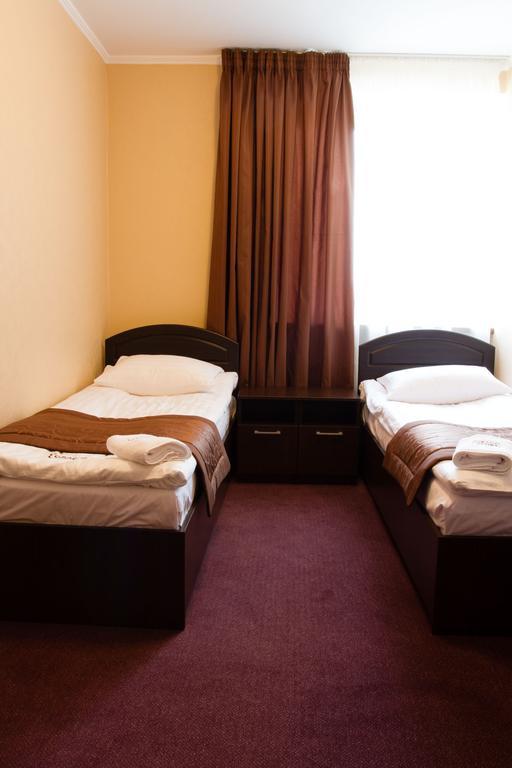 Grand Sport Hotel ブロヴァルィー エクステリア 写真